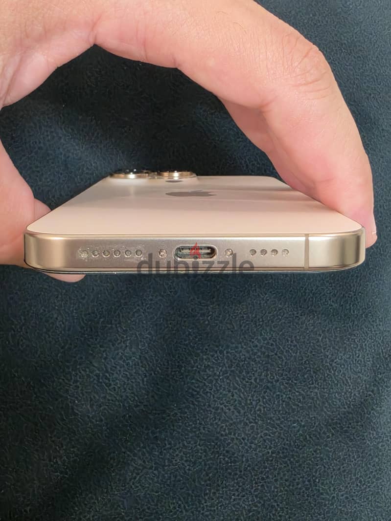 Apple - iPhone 16 Pro Max 2