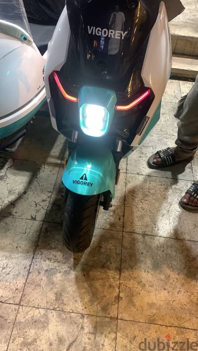 اسكوتر كهربائي