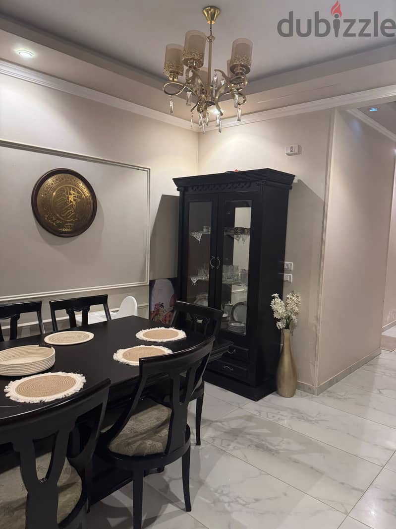 Dining room for sale 2