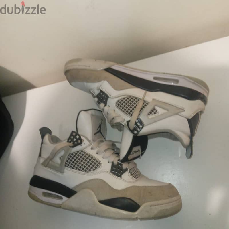 Jordan 4 1