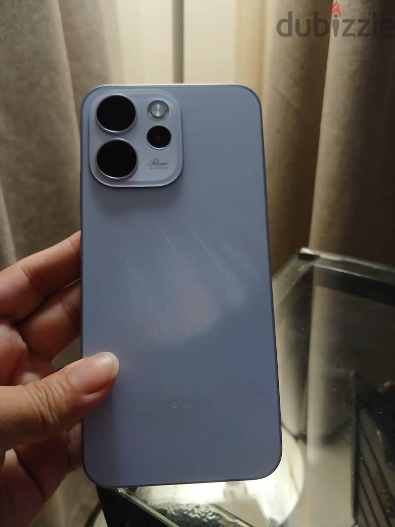 OPPO 15 F 3