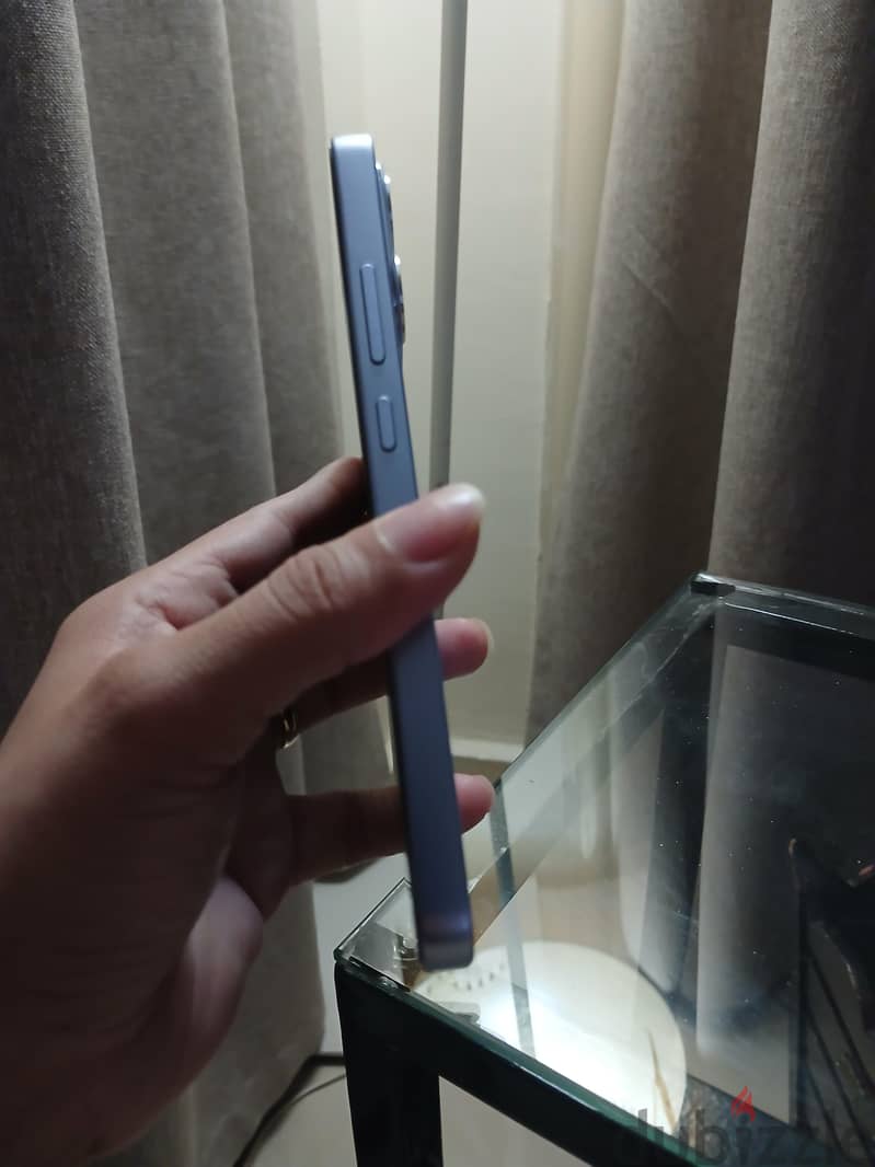 OPPO 15 F 5