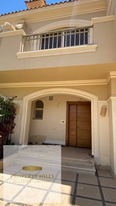 Villa for sale in a compound of villas only in La Vista with a 20% down payment, ready for immediate delivery next to the British University at the lowest price in the market.