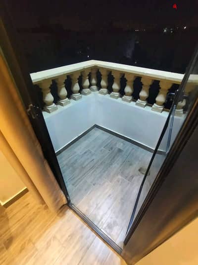 Hotel studio for rent in October, the first neighborhood, ultra-modern