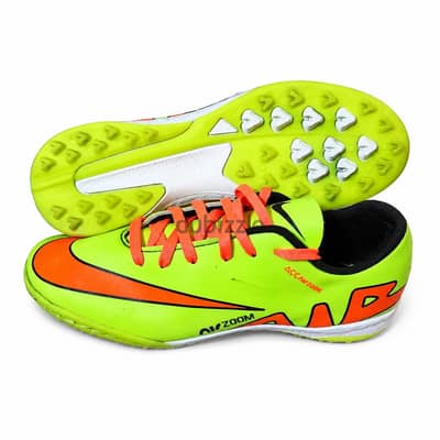 استارز ترتان  NIKE AIR ZOOM بحالة ممتازة