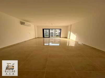 Corner Apartment for Rent in Moon Residence (Fifth Square Al Marasem)