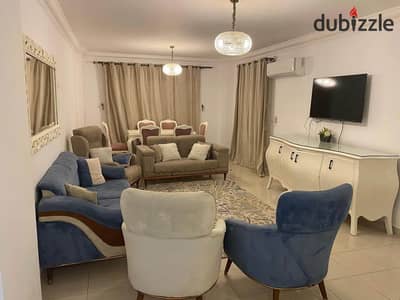 140M FURNISHED BEST PRICE MASTER ROOM BESIDE SERVICES AIR CONDITIONED
