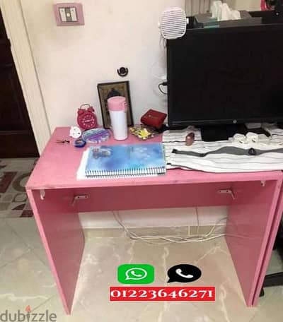 للبيع عدد 2 مكتب أو مكتبه حسب الحاجه خشب كونتر علي الطراز الامريكي