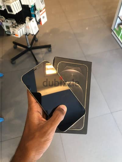 آبل - آيفون 12 برو