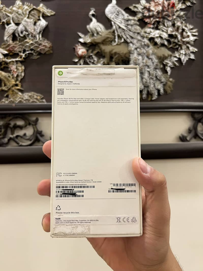 Apple - iPhone 16 Pro Max 1