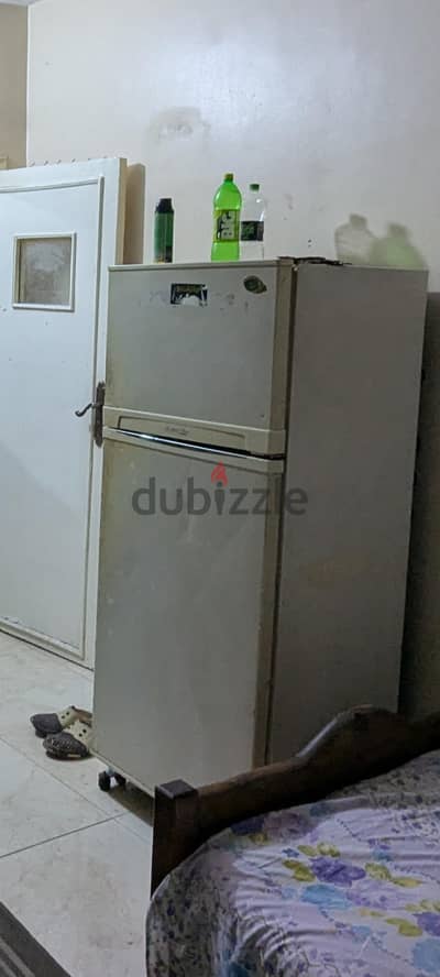 تلاجة ايدال  ايليت ١٤ نوفروست تعمل بحالة جيدة