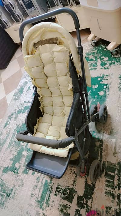 عربية اطفال للبيع