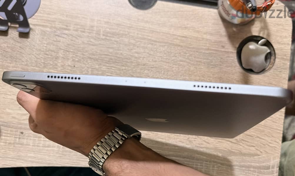 iPad Pro M2 12.9-inch (6th Generation)  (Wi-Fi) 5