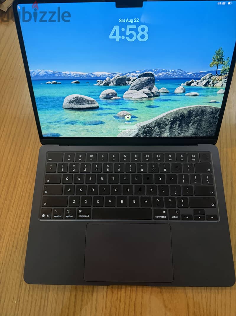 MacBook air M5 , 13 inch 1