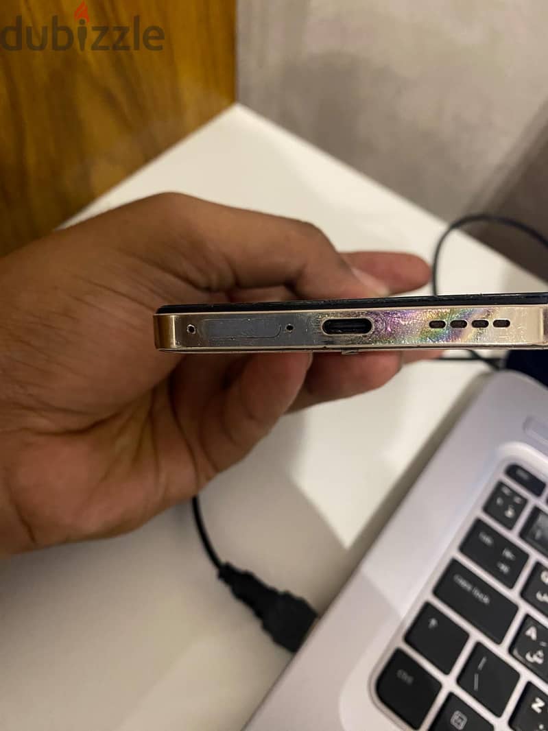 ريلمى 12+ 7
