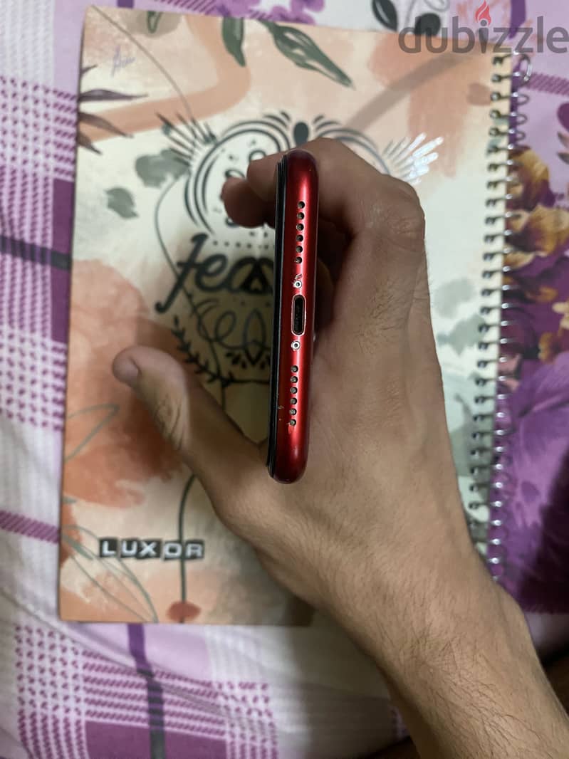 Apple - iPhone XR 1