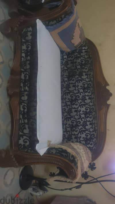 انتريه ٢ كنبة ٢ كرسى خشب زان حالة ممتازة