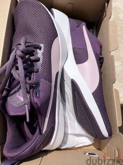Puma Women Size 38.5