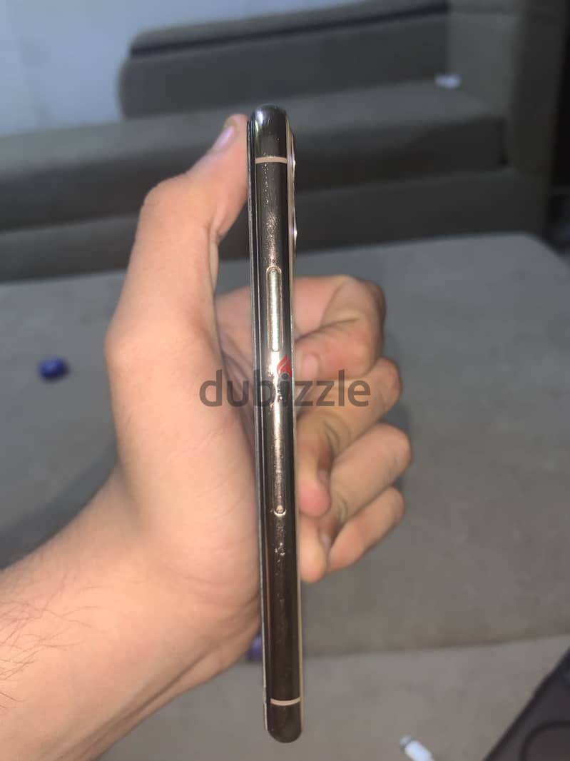 Apple - iPhone 11 Pro 5