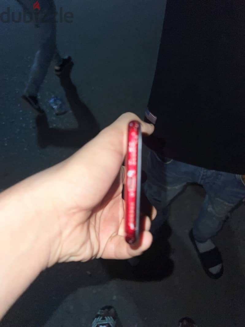 Apple - iPhone XR 5