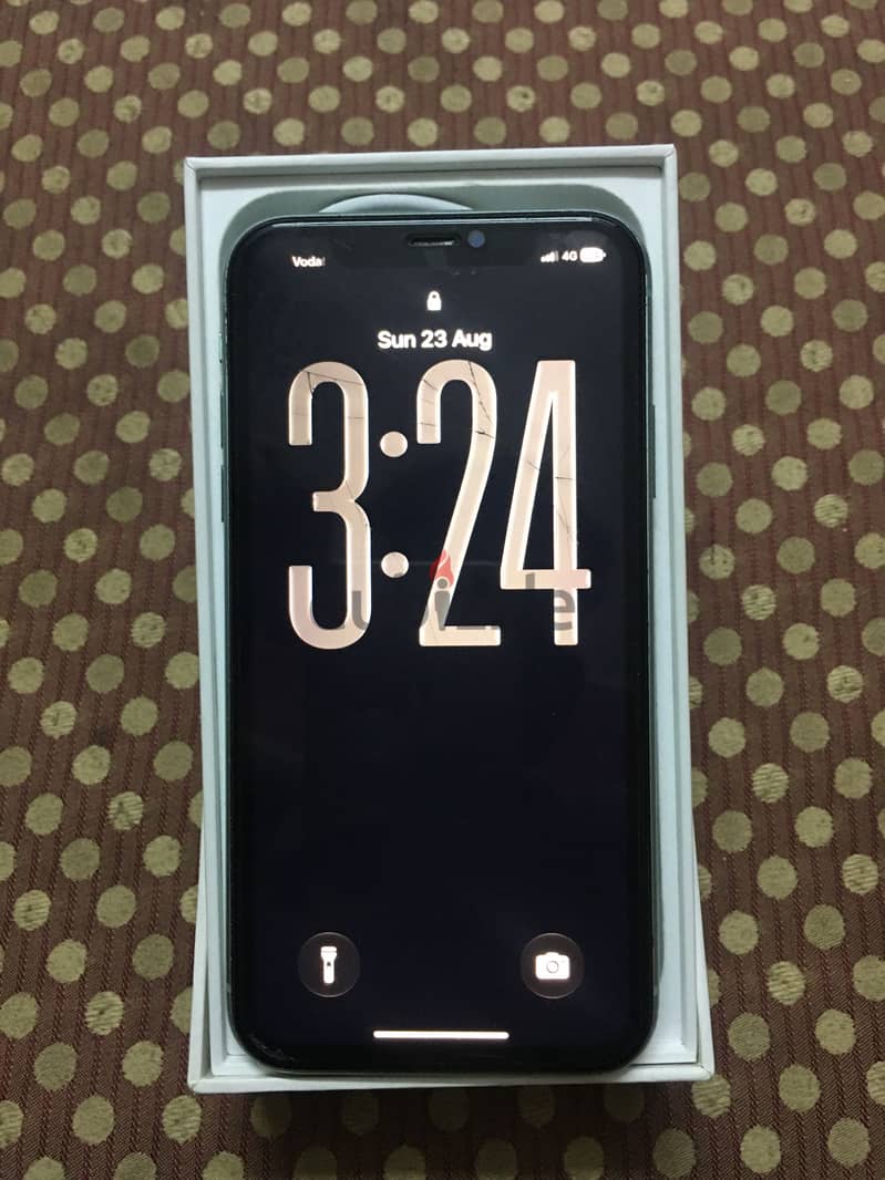 آبل - آيفون 11 5