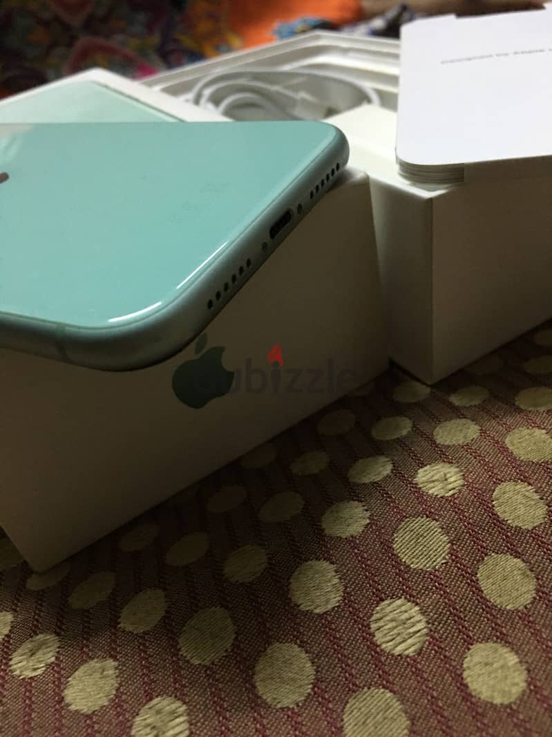 آبل - آيفون 11 11