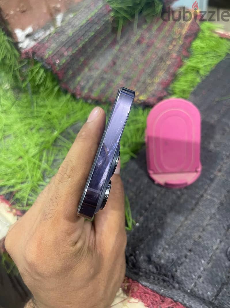 آبل - آيفون 14 برو 7