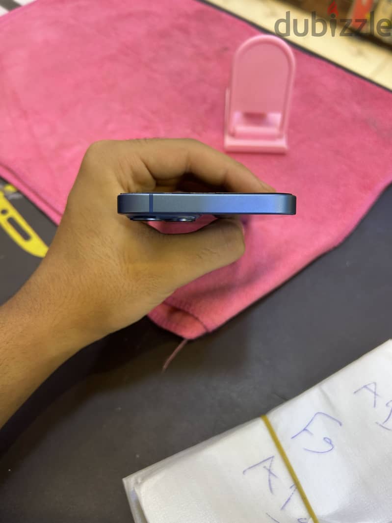 Apple - iPhone 13 1