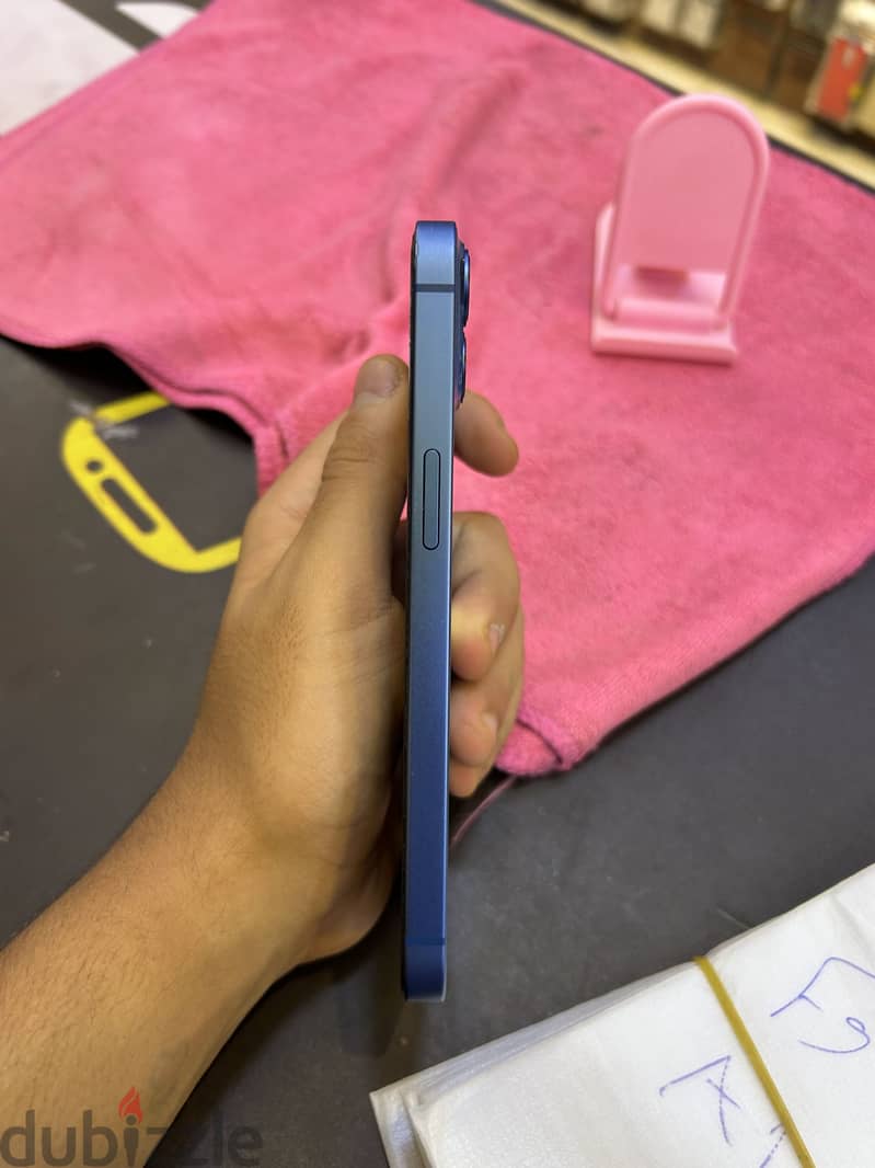 Apple - iPhone 13 3