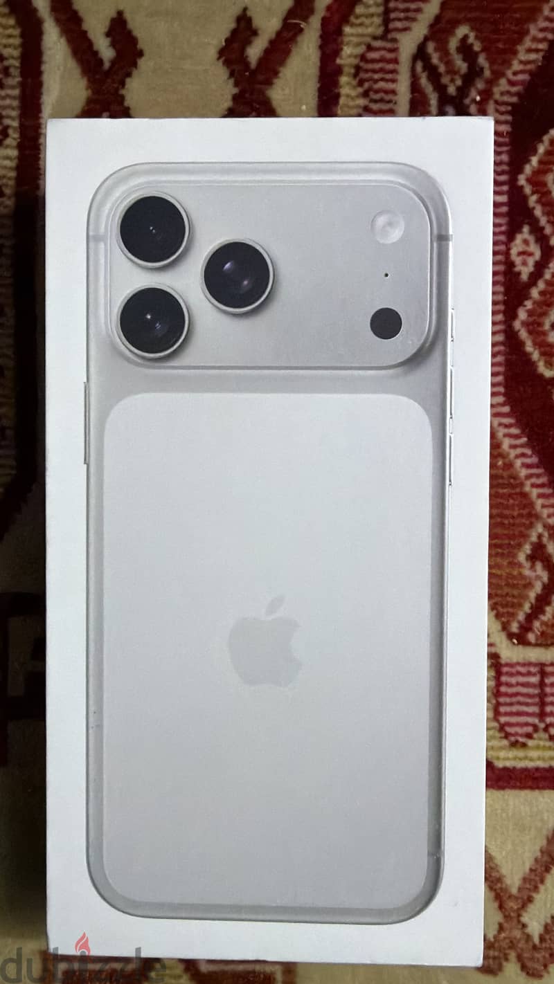 Apple - iPhone 17 Pro Max 1