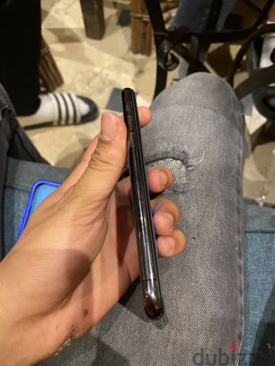 Apple - iPhone 11 Pro