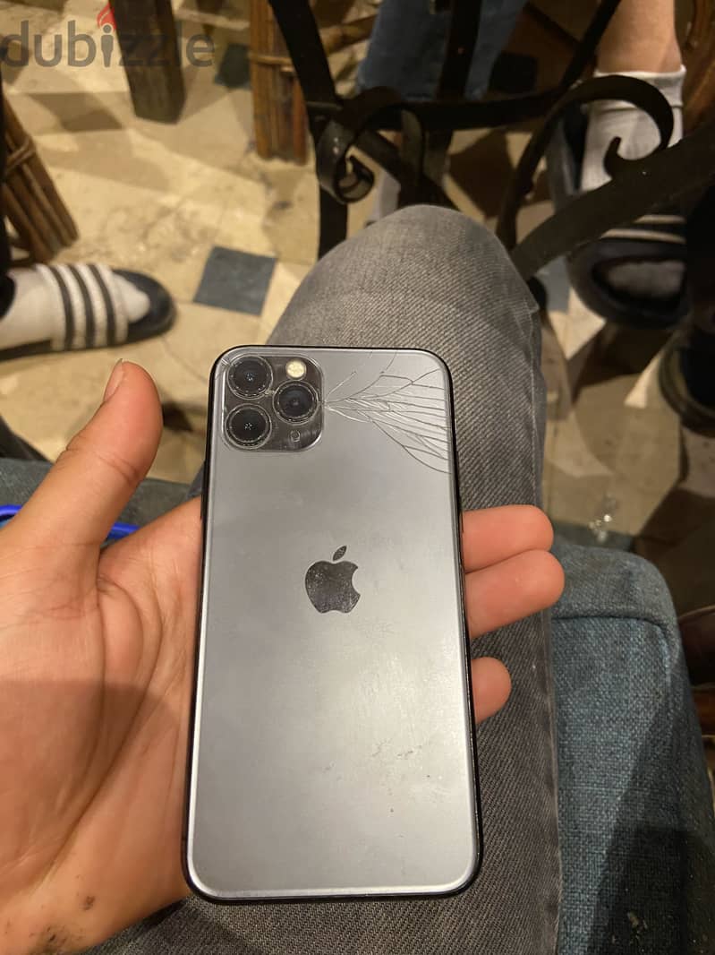 Apple - iPhone 11 Pro 3
