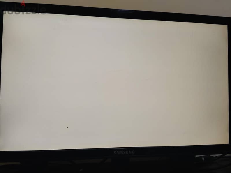 Syncmaster E2320 استعمال منزلي 3