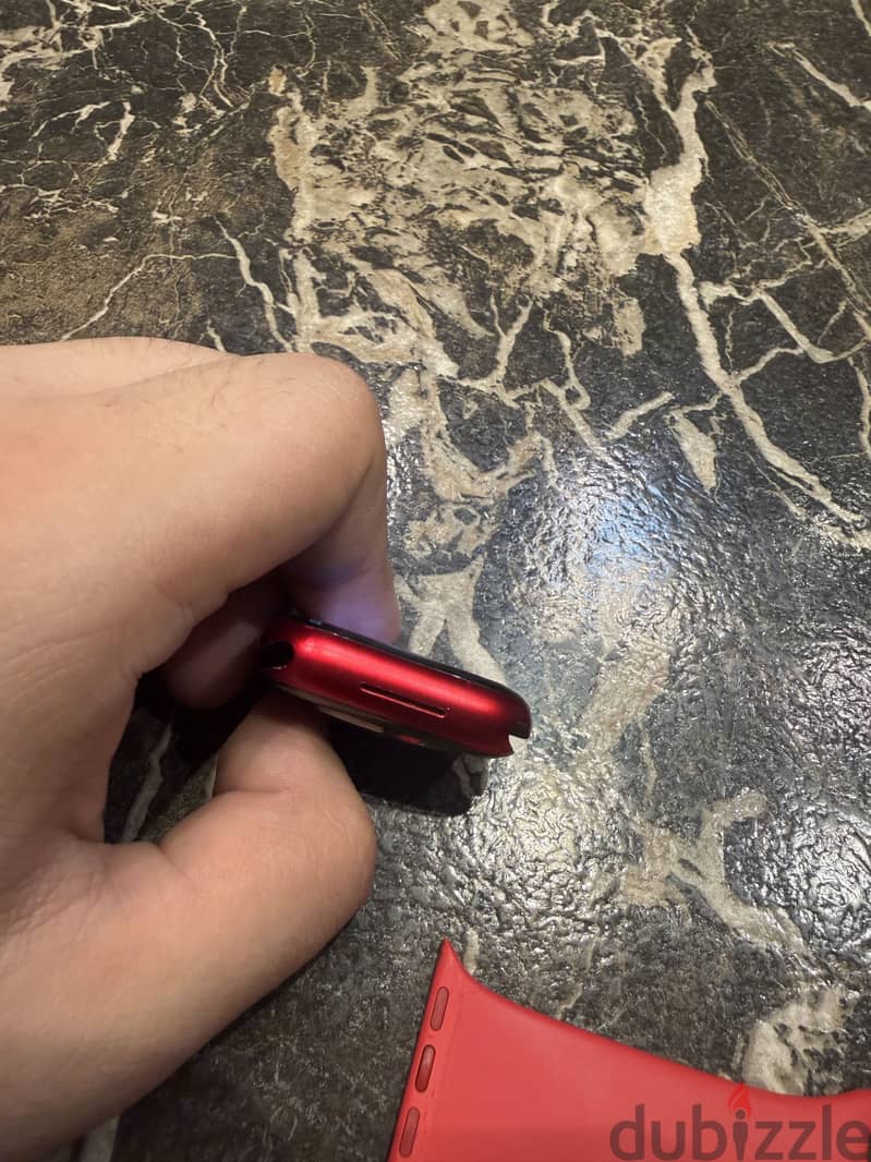 Apple Watch Series 8 (GPS-cellular ) 1
