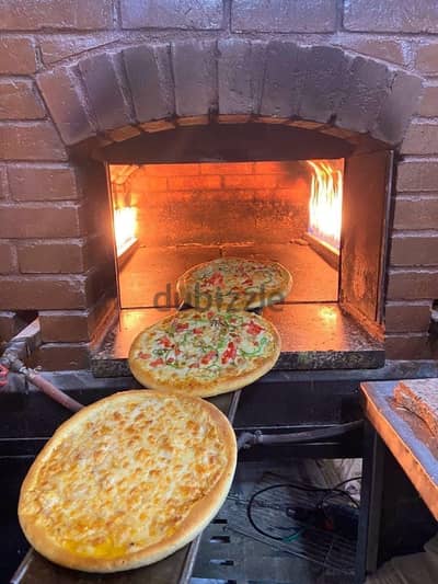 فرن بيتزا ومناقيش حراري