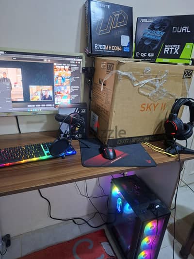 سيتب  كامل gaming بالمكتب والمعدات ولكن بدون الشاشة