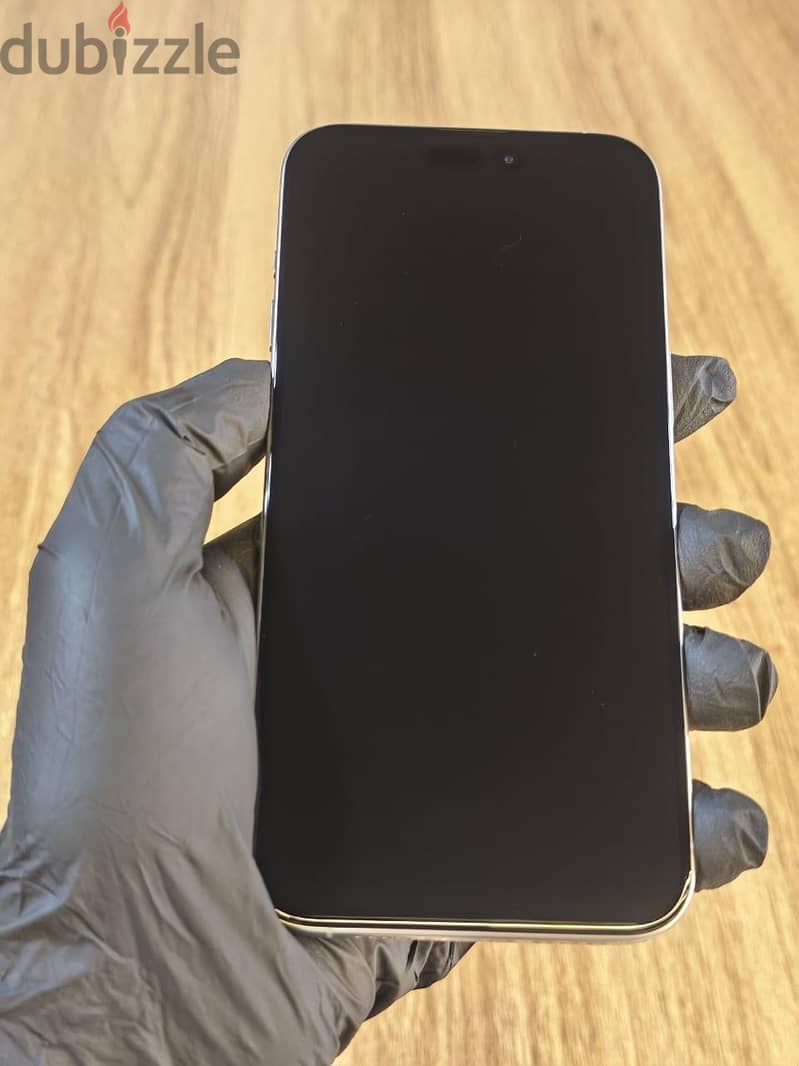 iPhone 15 Pro Max 1