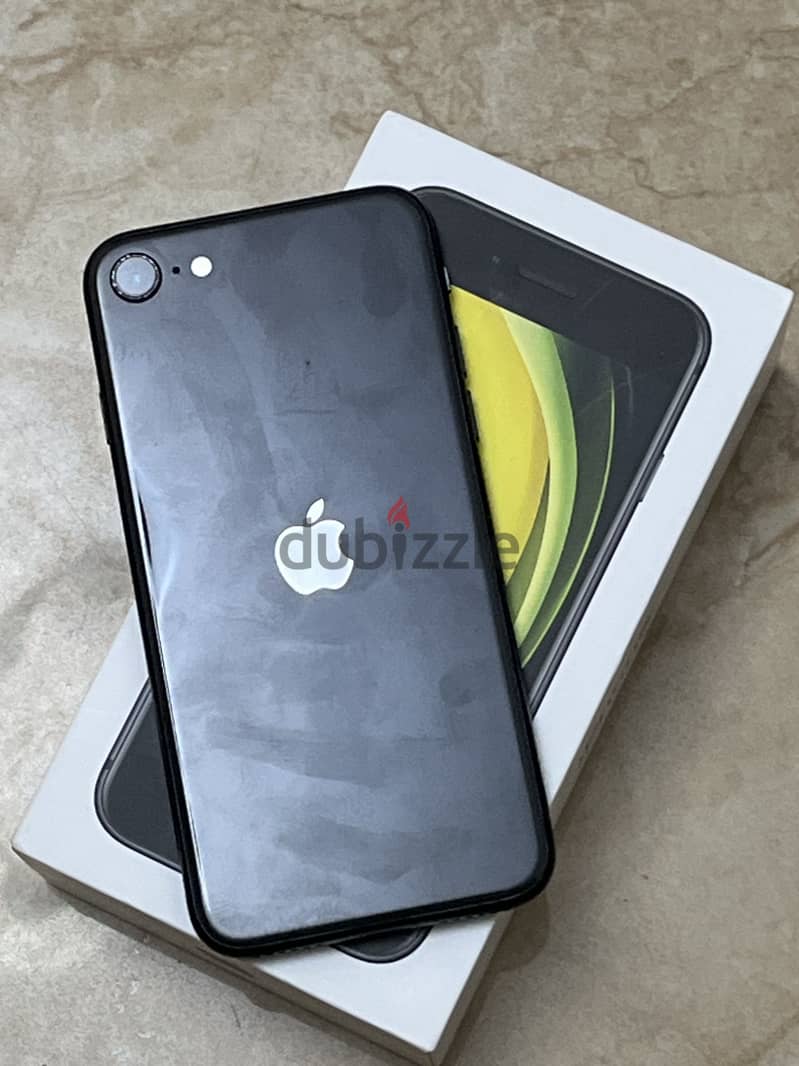 Apple - iPhone SE 2020 1