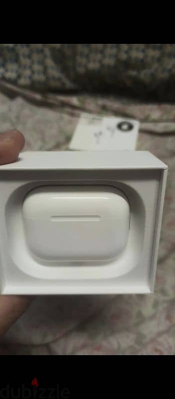 apple airpods pro 3 2
