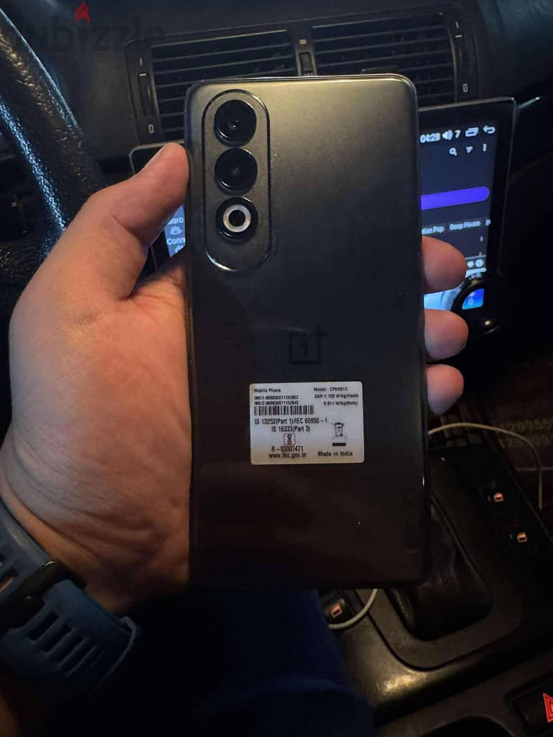 وان بلس نورد ce4  one plus notd ce4 2