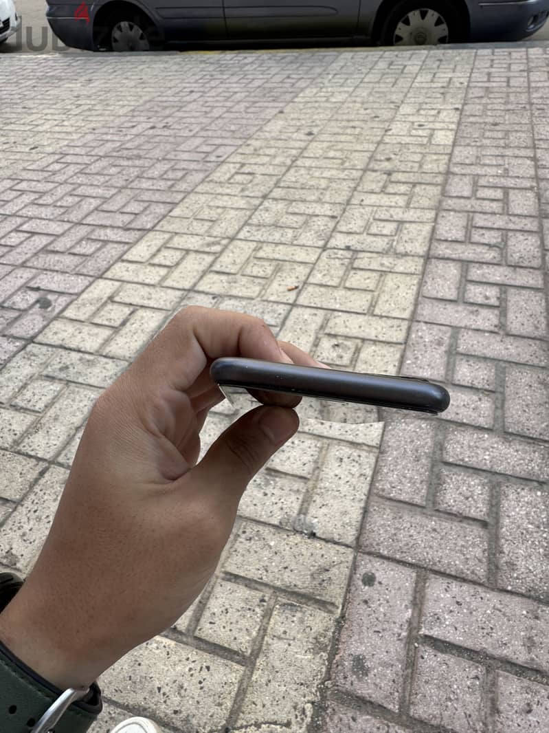 Apple - iPhone 11 1