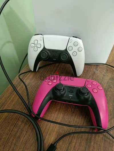 Playstation 5 slim disc version + controller