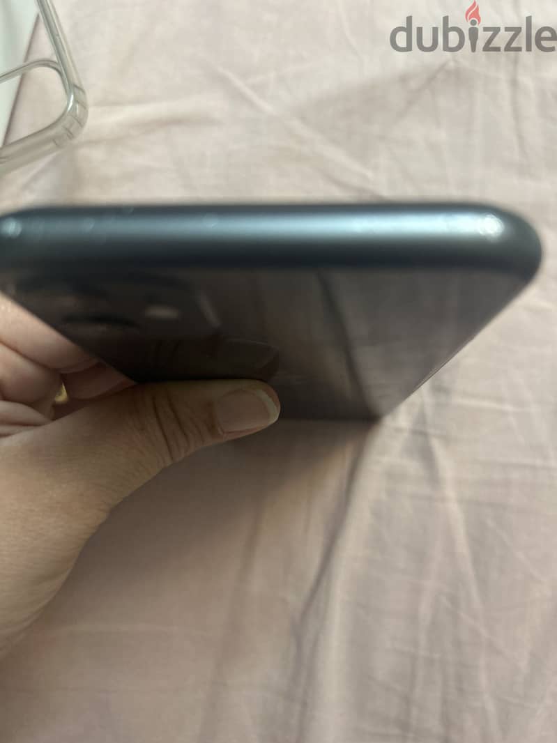 Apple - iPhone 11 6