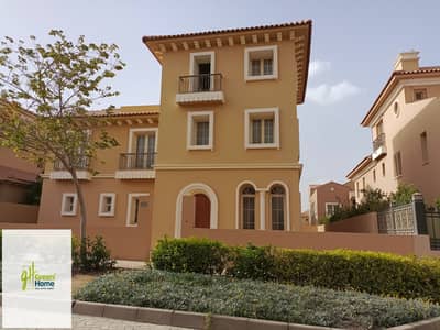 Ready to move Standalone Villa 375m for Sale in Hyde Park New Cairo