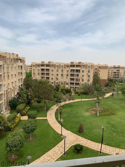 شقه للبيع مدينتي B7فيو وايد جاردن