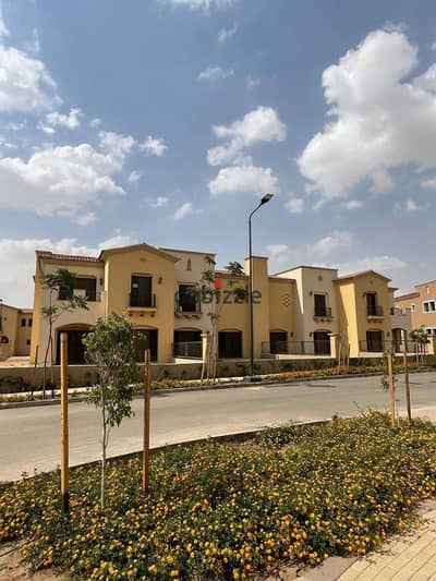 Prime location & Ready to move Town House for sale in City Gate Diar Qatari New Cairo Prime location & Ready to move Town House for sale in City Gate Diar Qatari New Cairo