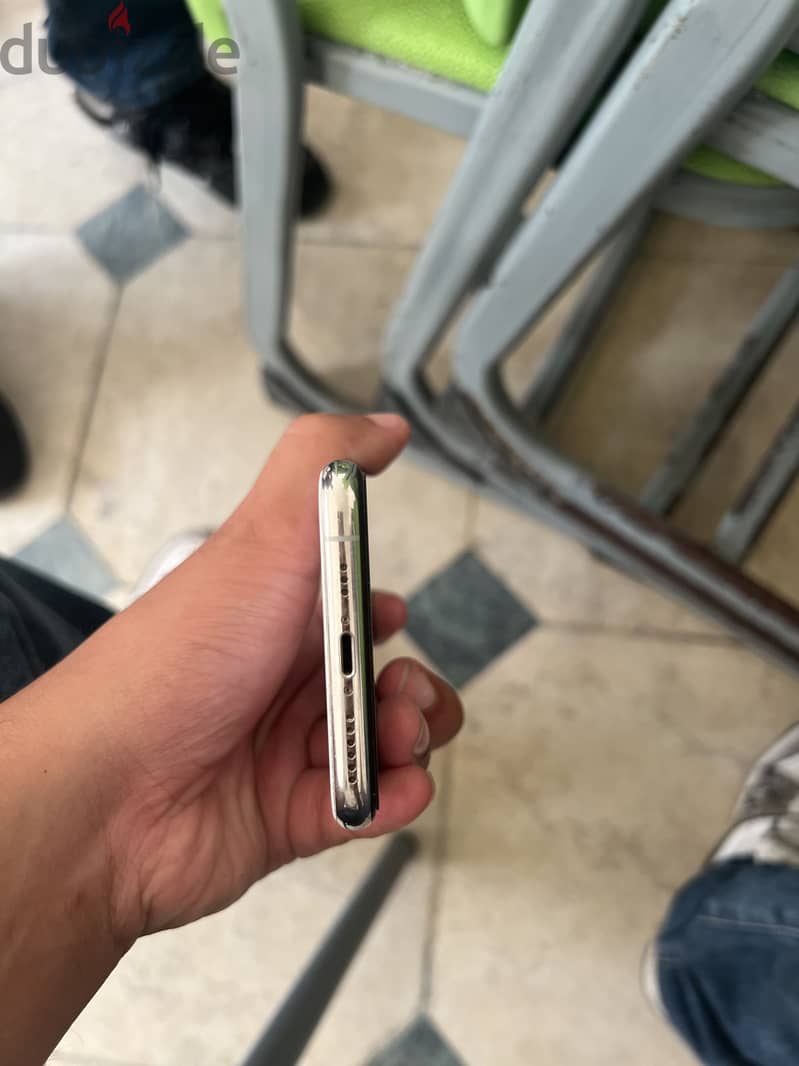 Apple - iPhone 11 Pro 4