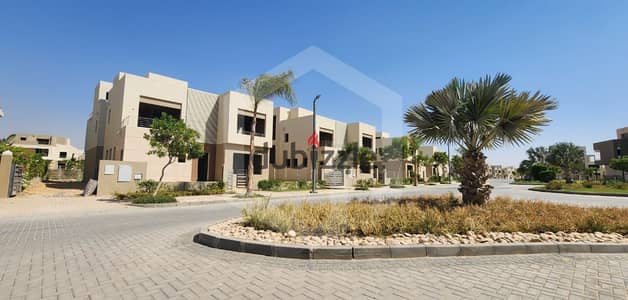 بأقل سعر - فيلا للبيع بتسهيلات علي ليك مباشرة بموقع مميز في ذا كراون, بالم هيلز, مدينة 6 أكتوبر . . . . . . . . . . . . . . . . . . . . . . . .