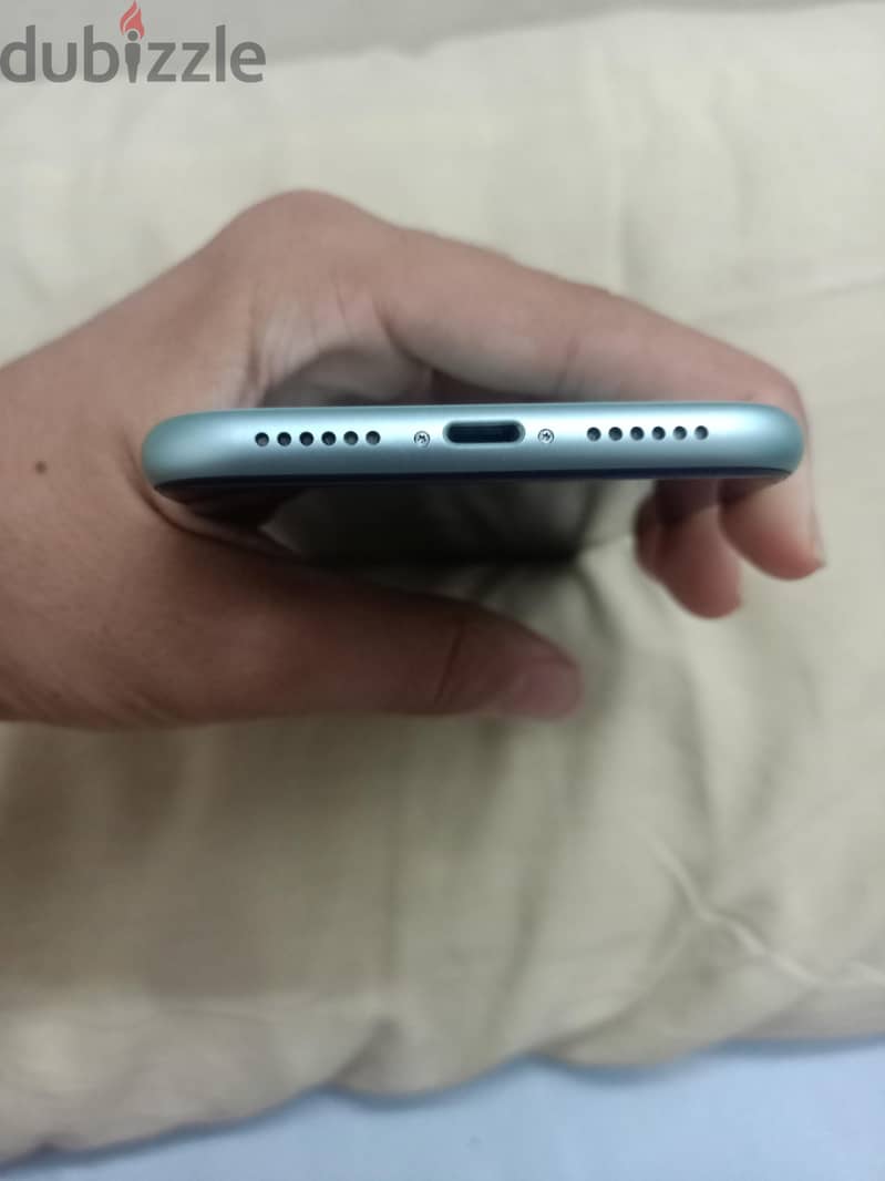 Apple - iPhone 11 2