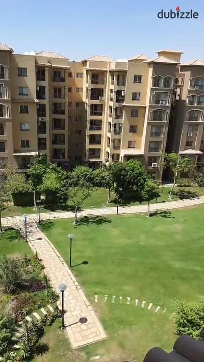 متاح شقه للبيع بالرحاب2 المرحله السابعه مساحه 130م دور خامس اسانسير بها بعض التشطيبات الخاصه بسعر 7,500000 مليون تفاوض
